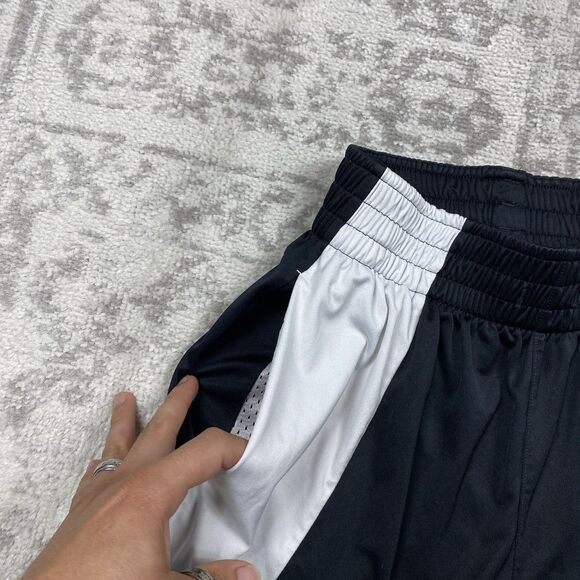 Adidas Aeroready Shorts Basketball Black Athletic Performance Pockets Size Small - Picture 5 of 5